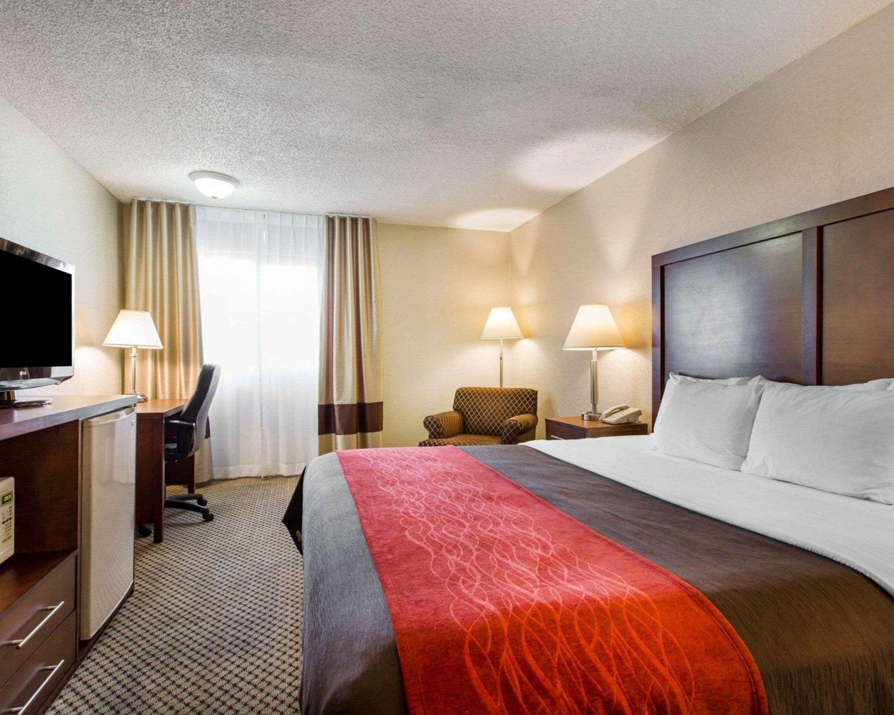Comfort Inn & Suites Moreno Valley Near March Air Reserve Base Экстерьер фото