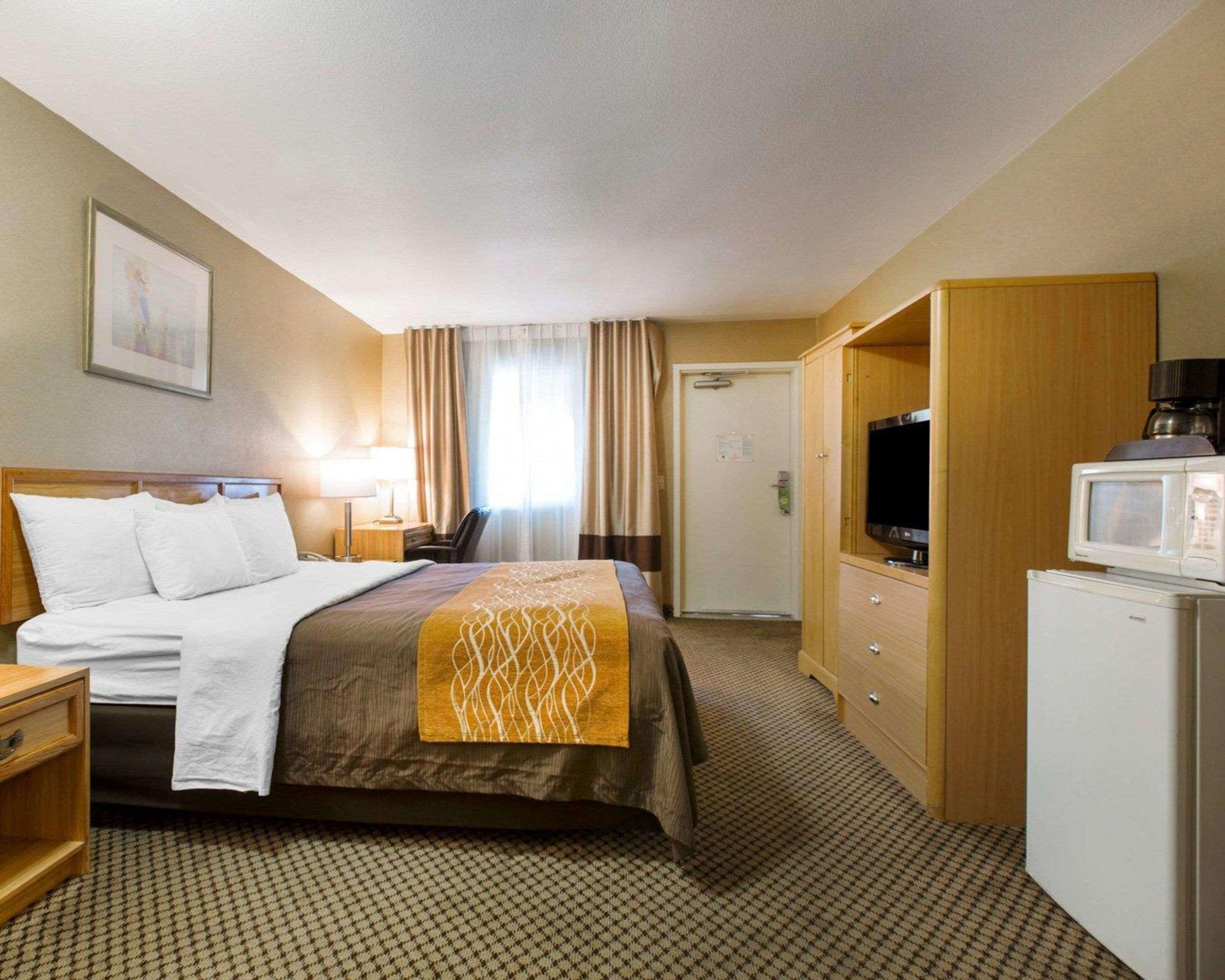Comfort Inn & Suites Moreno Valley Near March Air Reserve Base Экстерьер фото