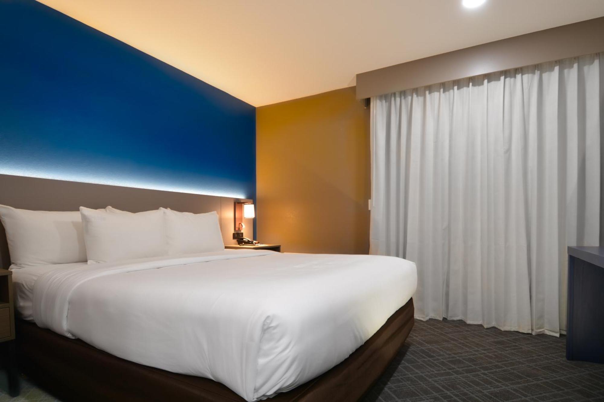 Comfort Inn & Suites Moreno Valley Near March Air Reserve Base Экстерьер фото