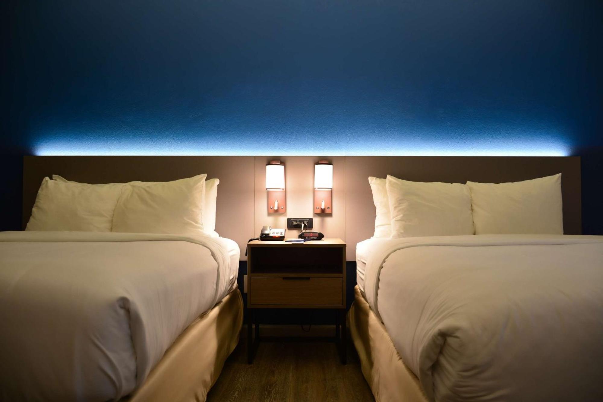 Comfort Inn & Suites Moreno Valley Near March Air Reserve Base Экстерьер фото